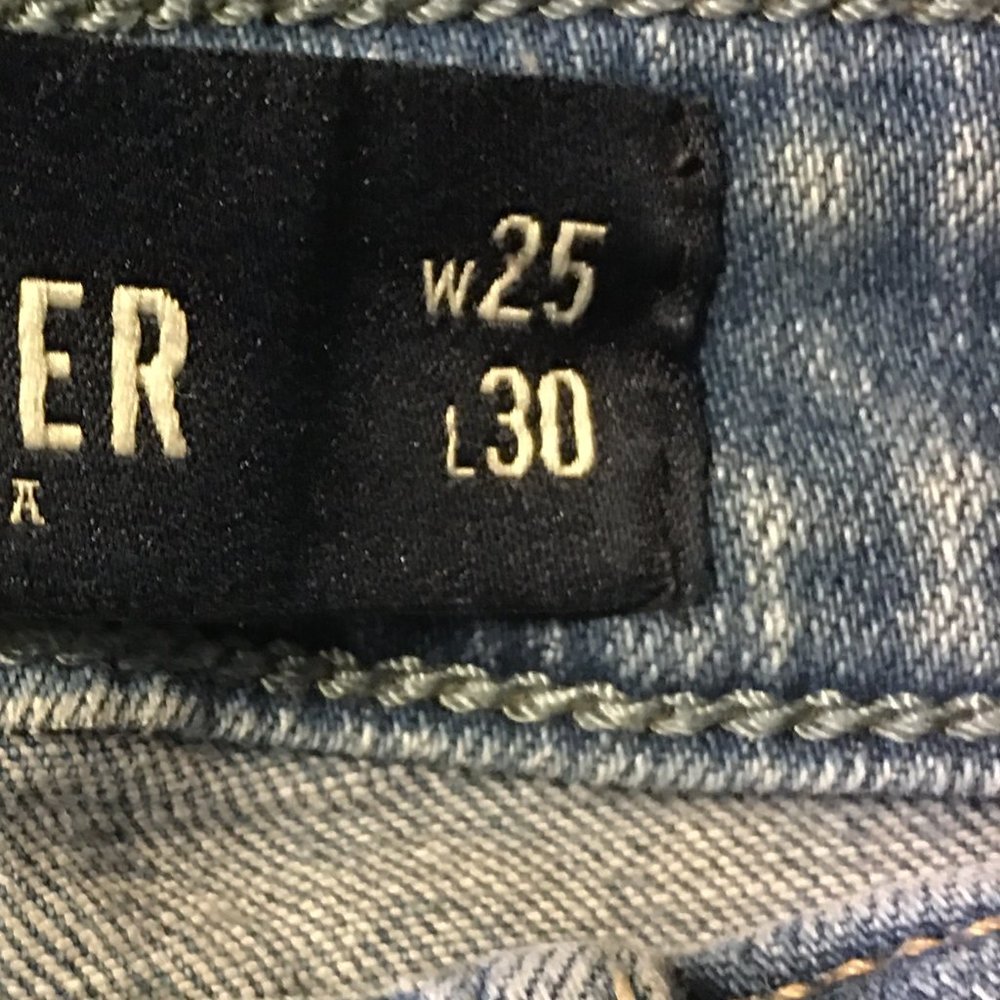 HOLLISTER High Rise Super Skinny Ripped Jeans | 1R - Picture 14 of 15